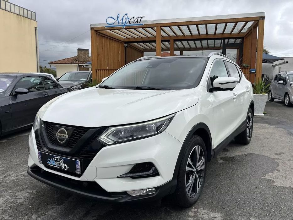 Nissan Qashqai 1.5 dCi N-Connecta 18