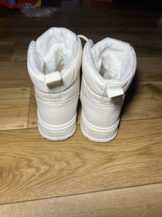 Дівчата, розгружаю шафу! Зимові сапоги, 38 розмір (маломірять на 1)