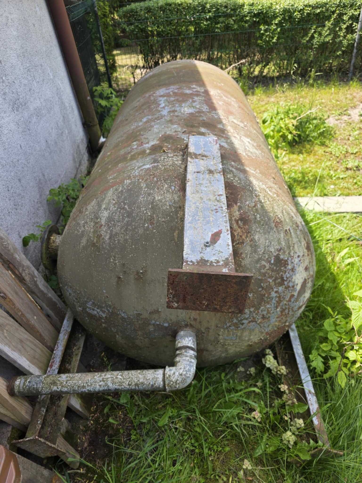 Zbiornik metalowy
