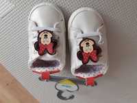 Niechodki Primark Disney Baby 6-9 miesięcy