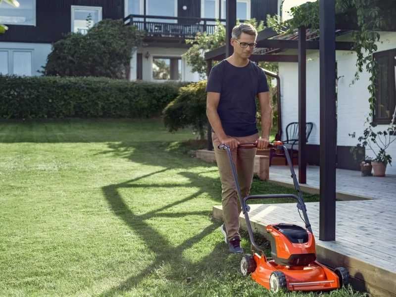 Kosiarka akumulatorowa Husqvarna LB 146i mulczowanie