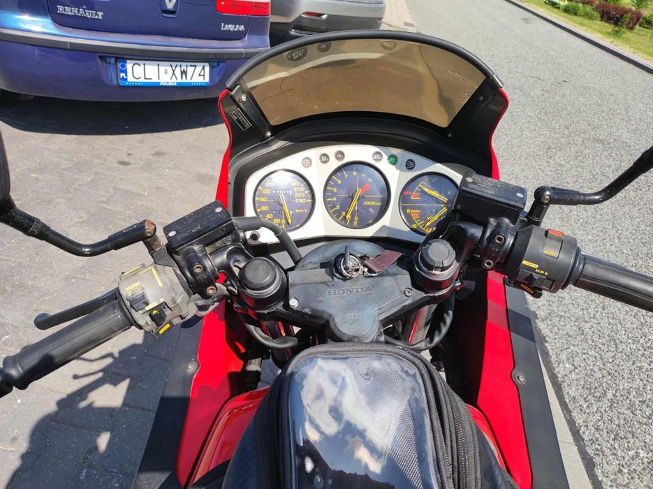 Honda cbx 750 f - baza pod Cafe racer