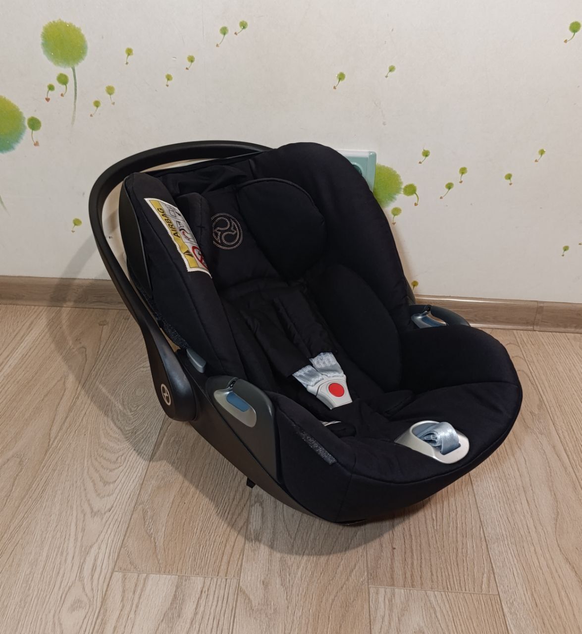 Автокрісло 0-13 кг Cybex Cloud Z i-size, стан ідеальний, є олх доставк