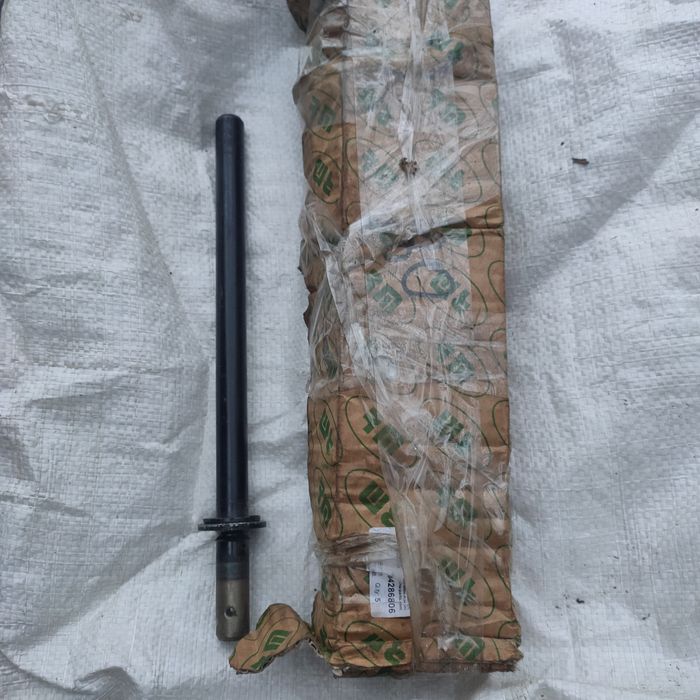 Палец шнека жатки производитель New Holland -273 mm , 760 CG 84286806