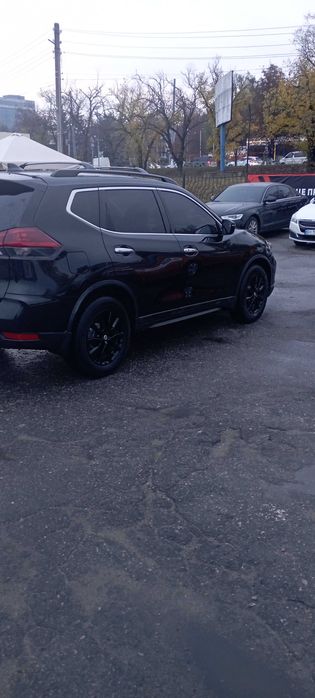 Ніссан рог 2018рік