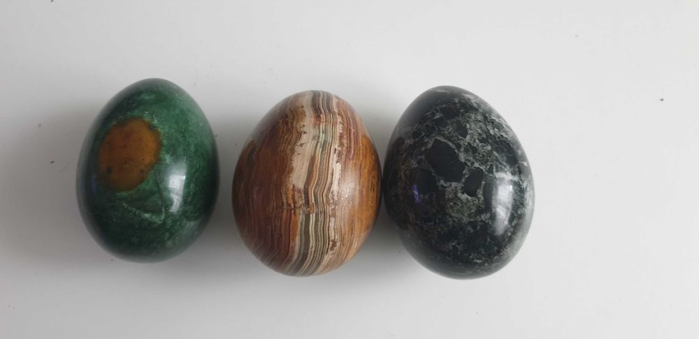 Starocie z Gdyni - Minerały - zestaw 3 jajka z kamienia