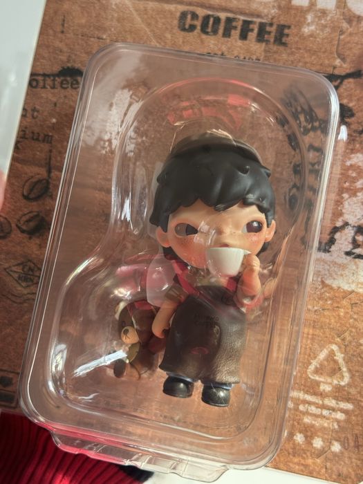 Hirono Coffee лімітована фігурка pop mart оригінал нова