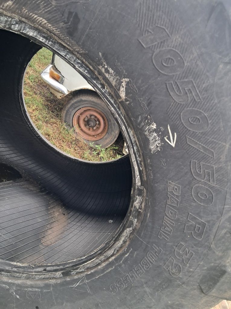 Продам скат на комбайн 1050/50R32