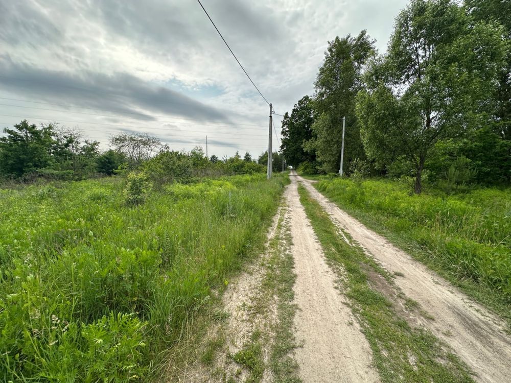 Продам 40 соток Тарасовка новое под застройку дома