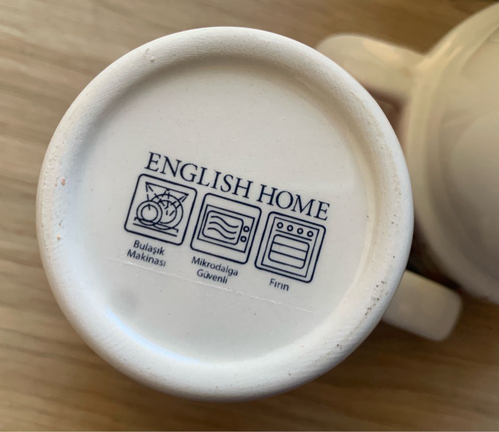 Ceramiczne kubki na stojaku 4 szt z Turcji english home