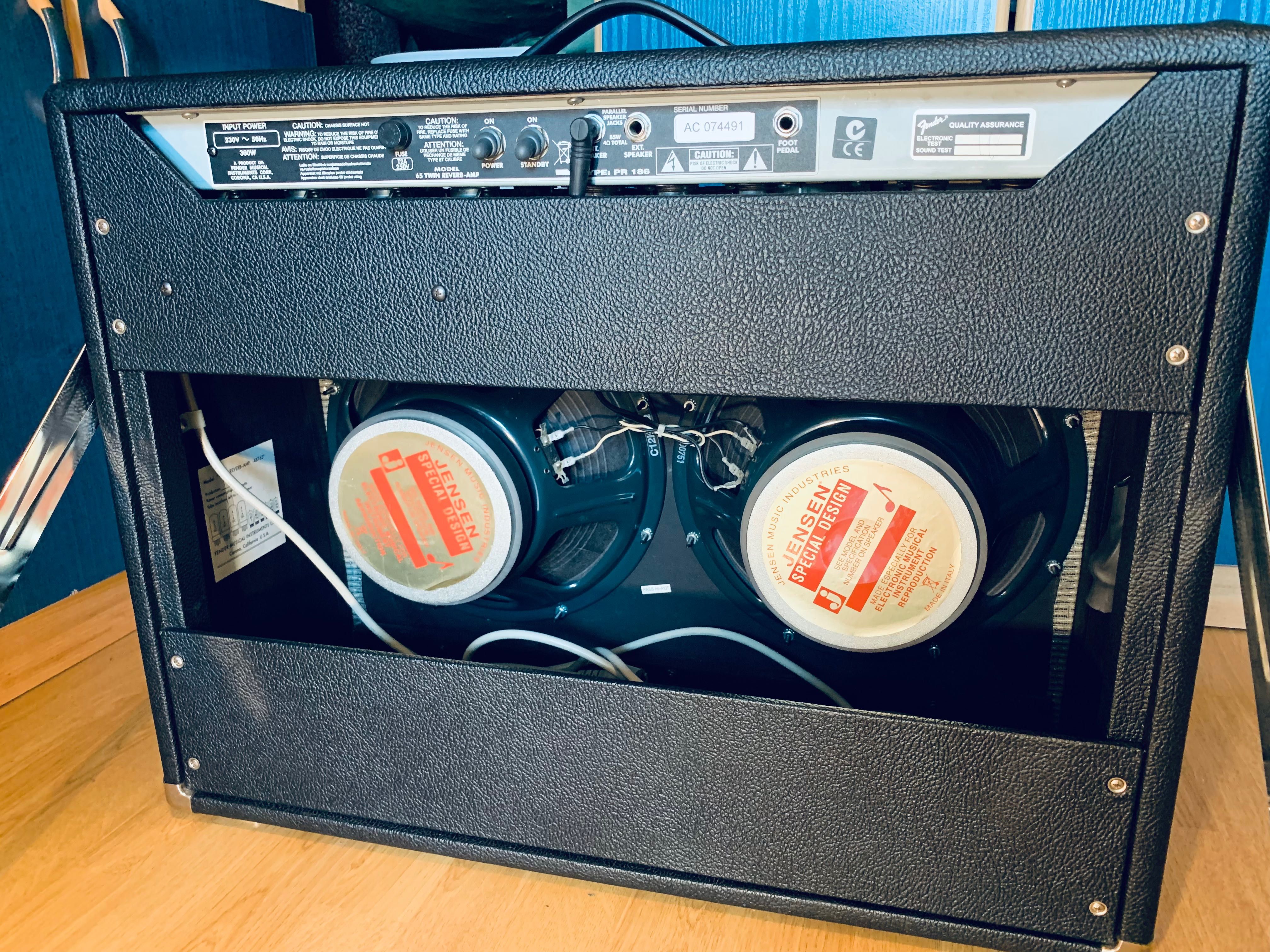 FENDER 65 Twin Reverb Amp (Jak nowy)