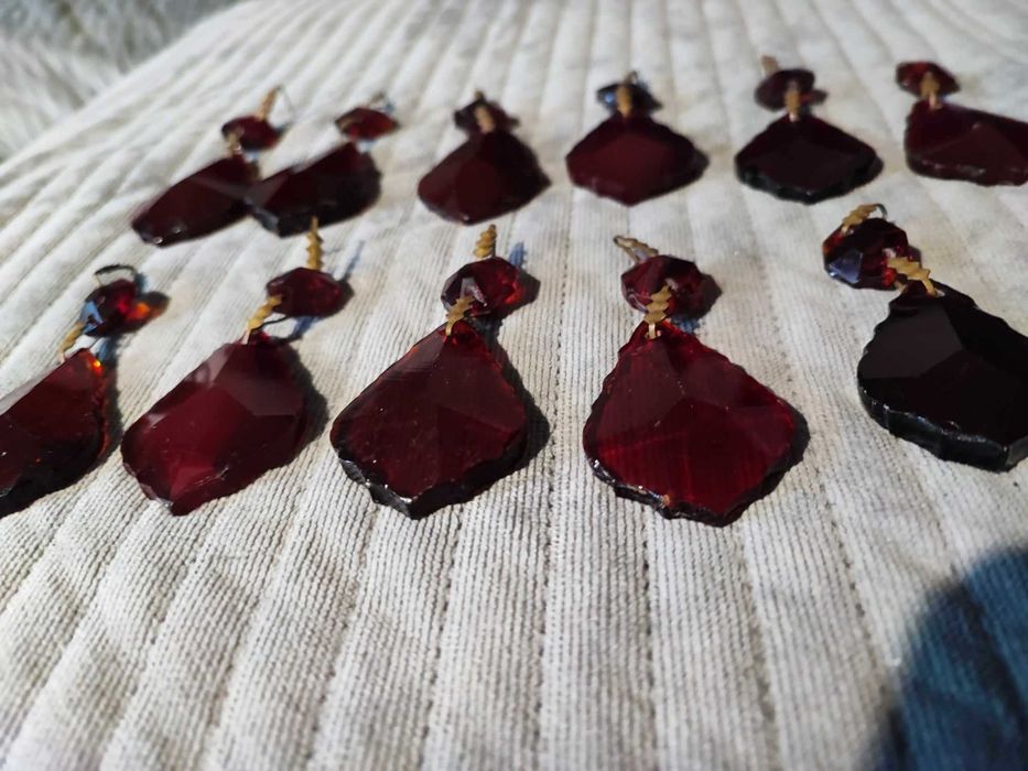 Stare szklane liście,liść,kryształki rubinowe,cena za 1 sztukę