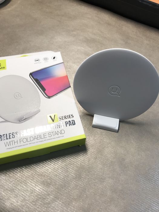 Беспроводное зарядное устройство Wireless Fast Charging