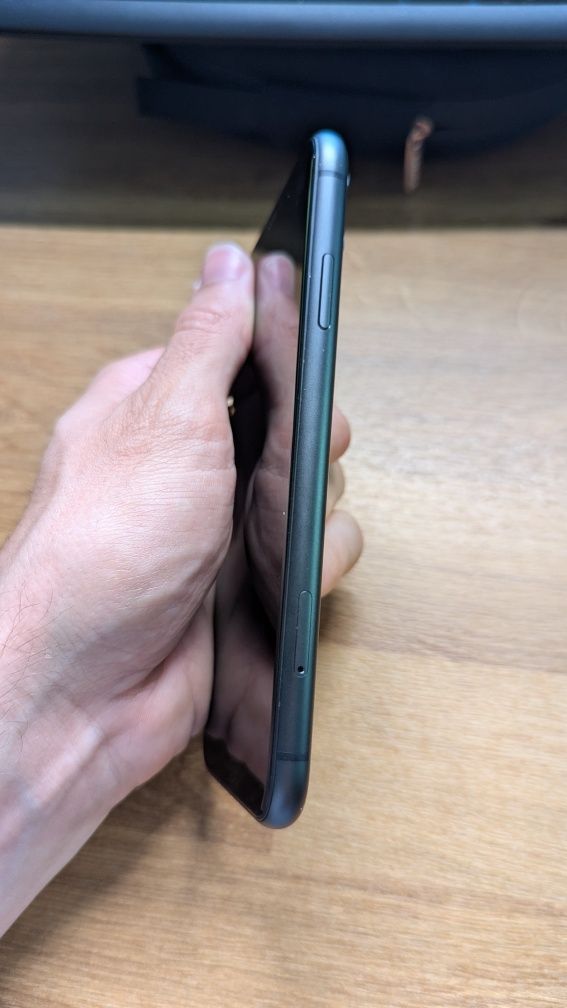 iPhone 11 - 64GB