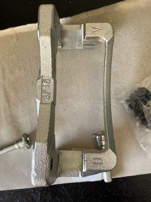 Скоба переднього супорта Лачетті з направляючими EuroEx - EX-BLC790