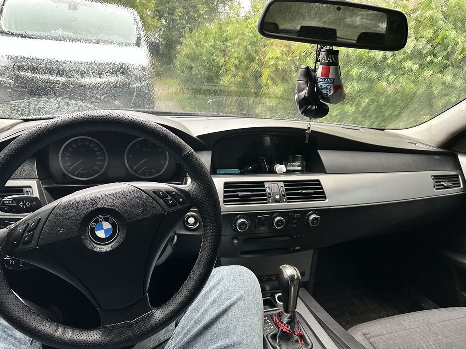 BMW E61 2.5 v6 2006