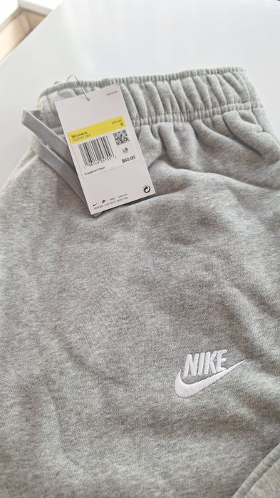 Spodnie dresowe Nike rozm S