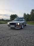 BMW E28 520i z silnikiem 2.8 – klasyka z duszą i pazurem