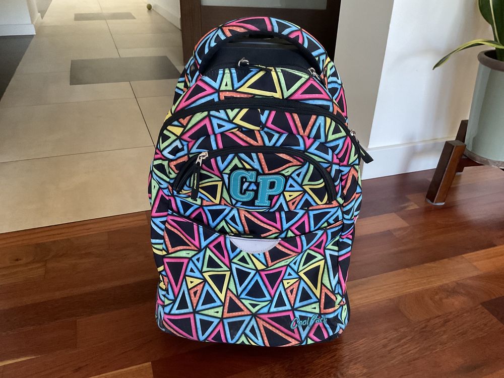 Plecak szkolny walizka coolpack na kółkach kolorowy stan idealny