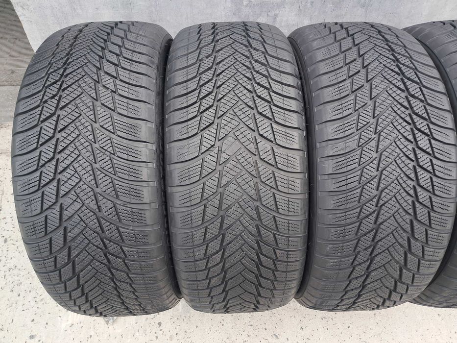 Резина зимова, Bridgestone Blizzak LM001 AO 255\50 R20 (арт.14895)