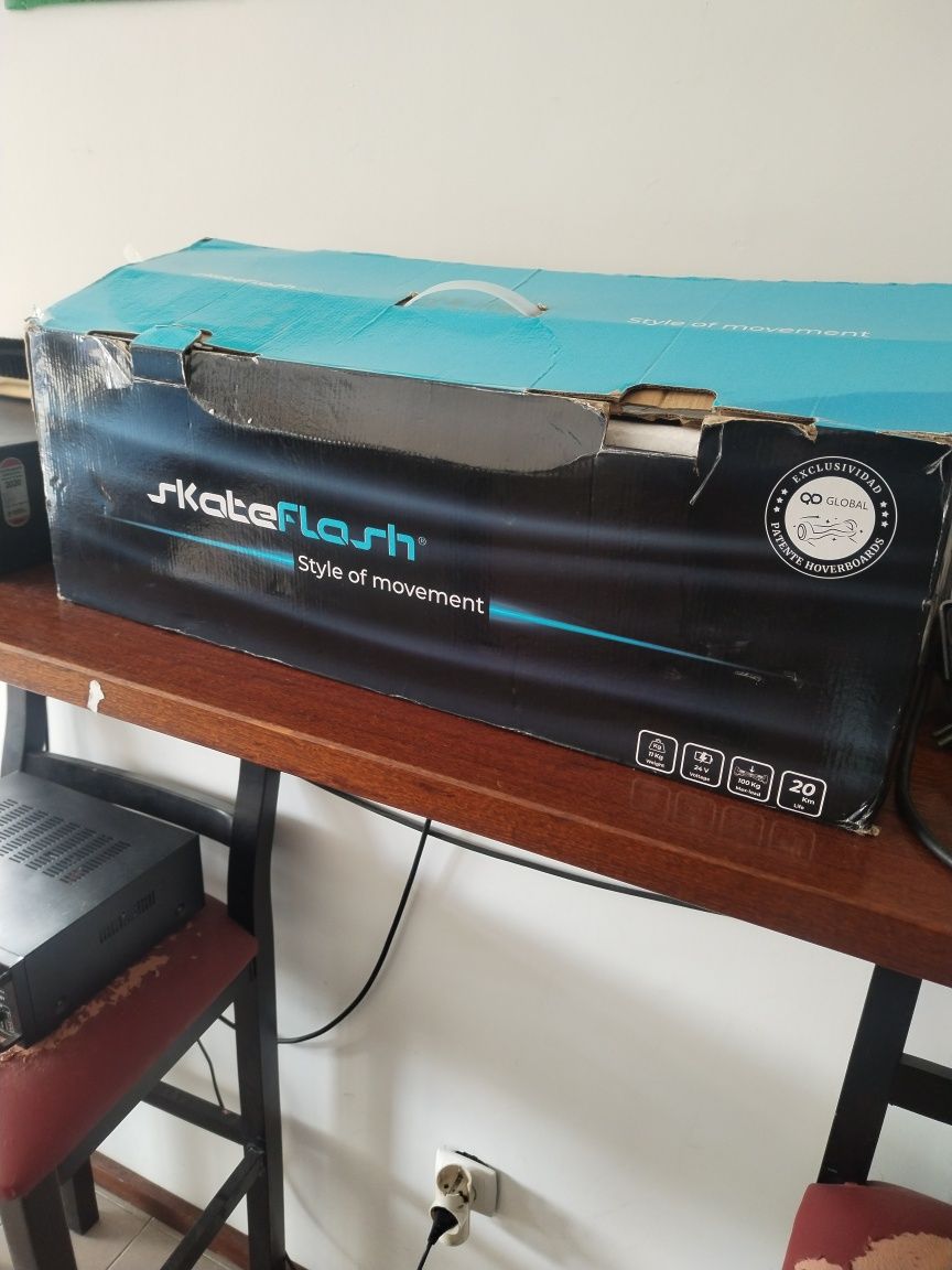 Vendo hoverbord usado como novo