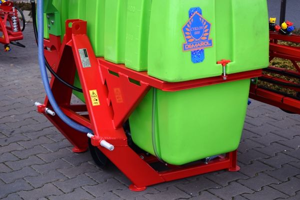 Opryskiwacz 600 litrów lanca 12m CYKLON rozdzielacz stałociśnieniowy