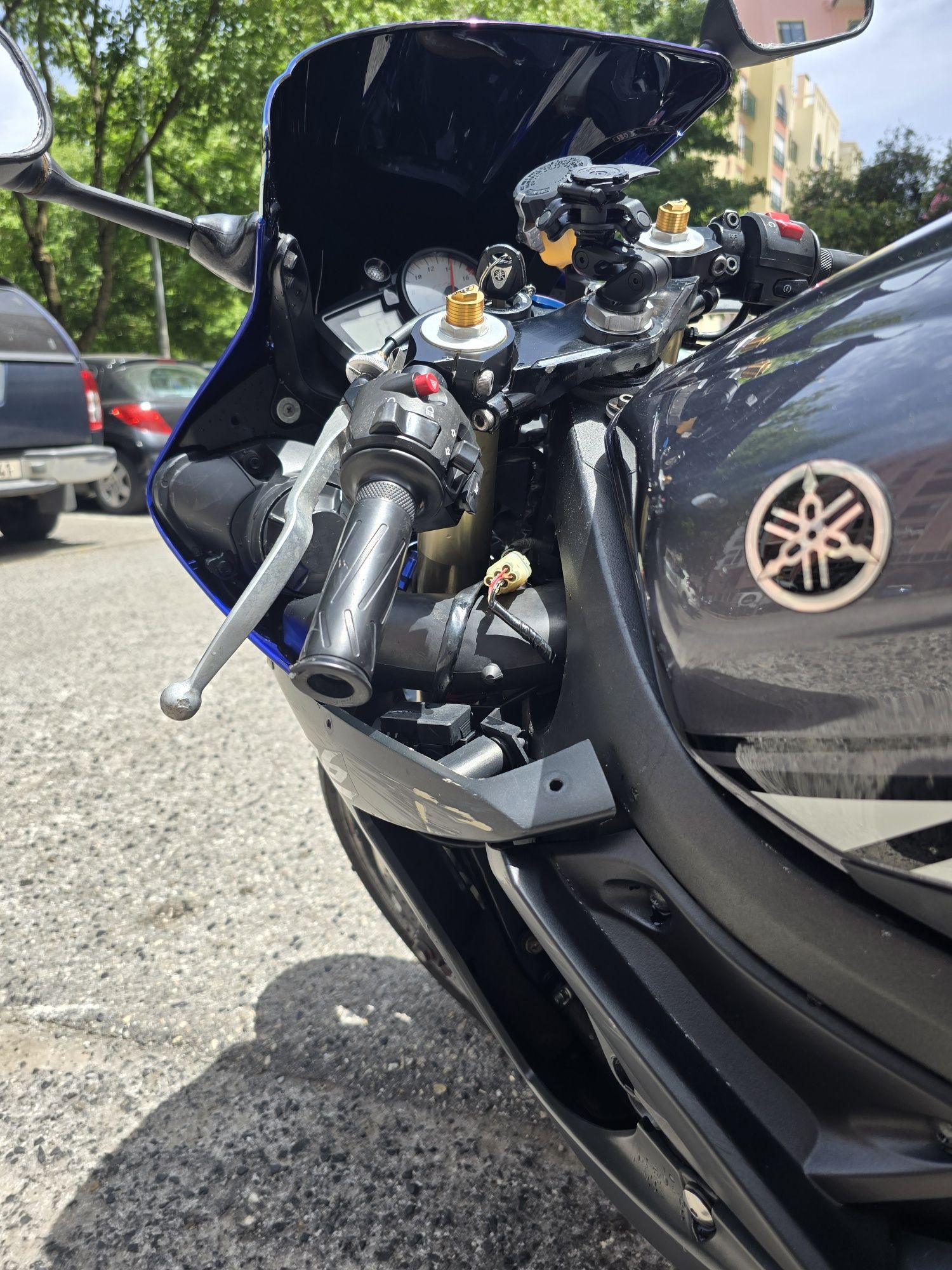 Yamaha  R6  2005