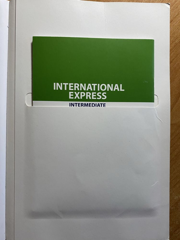 książka International Express: Intermediate: Student's Book Pack