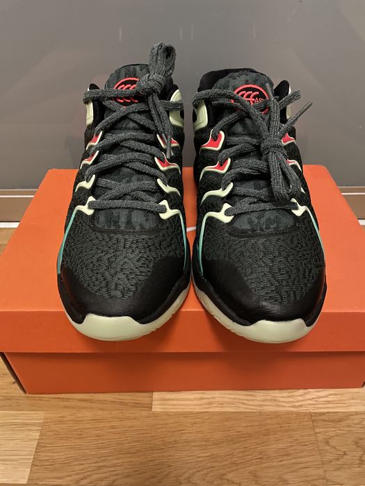 Nike KD17 - rozmiar 42,5 (27 cm)
