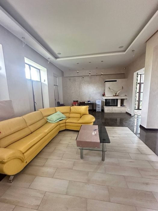 Оренда здам гарний будинок  бассейн  два гаража