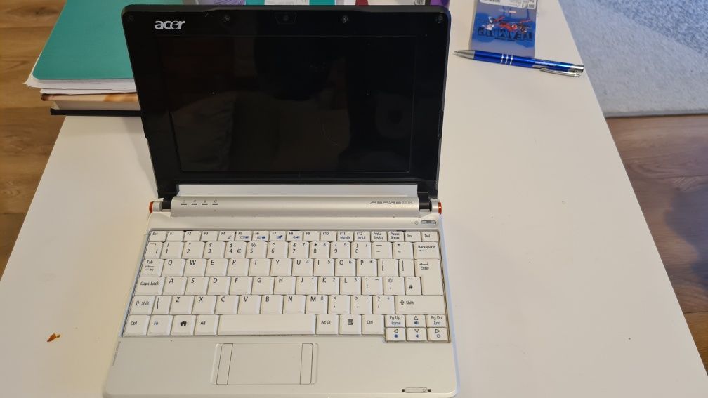 Laptop Acer ZG5 Aspire One 8,9 " Intel Atom 1 GB / 80 GB
