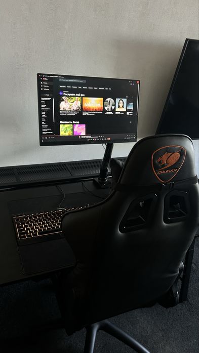 Крісло Cougar геймерське Armor One Black чорний