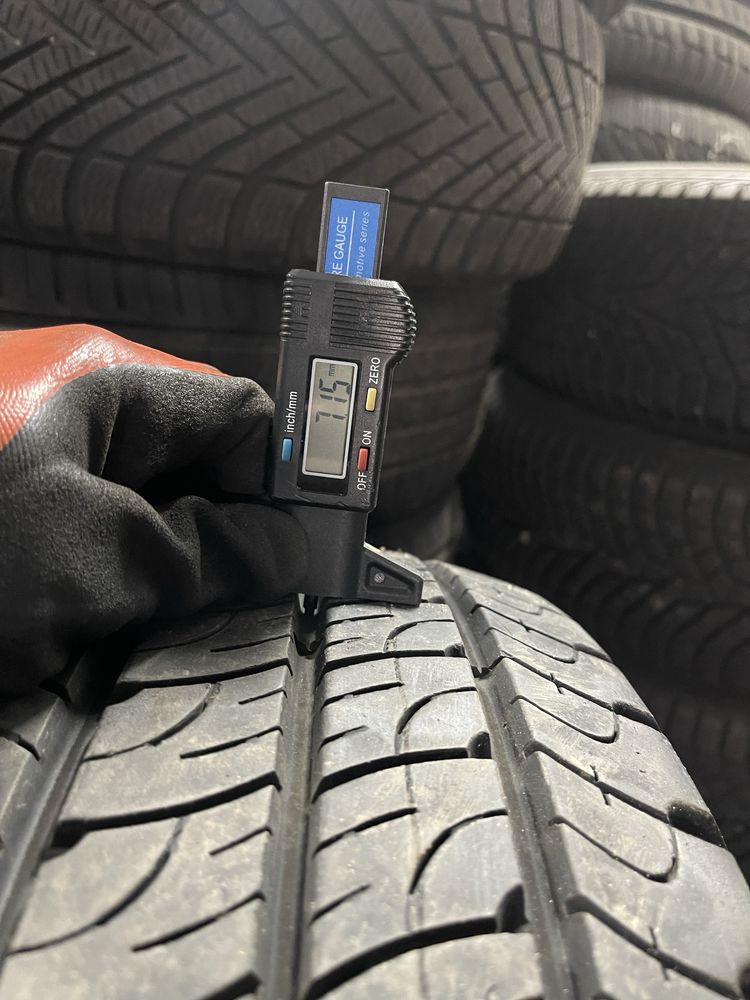 4xGoodyear 215 65r15c., 2015 7mm