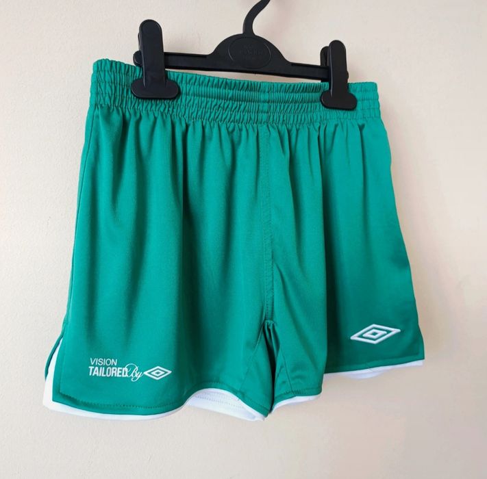 Szorty krótkie spodenki sportowe zielone Umbro S