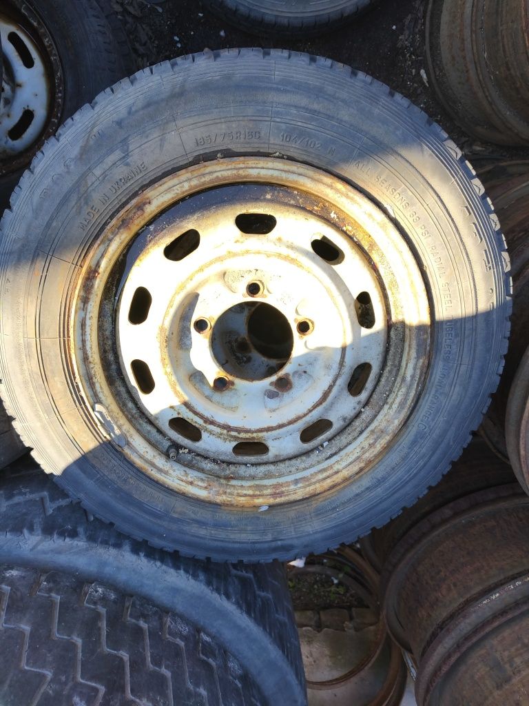 Шина диск колесо Газель Соболь Рута УАЗ 185/75 R16C в гарному стані