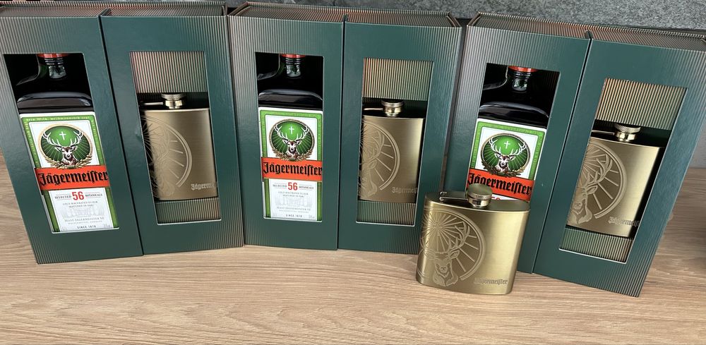 Piersiówka Jagermeister 6oz