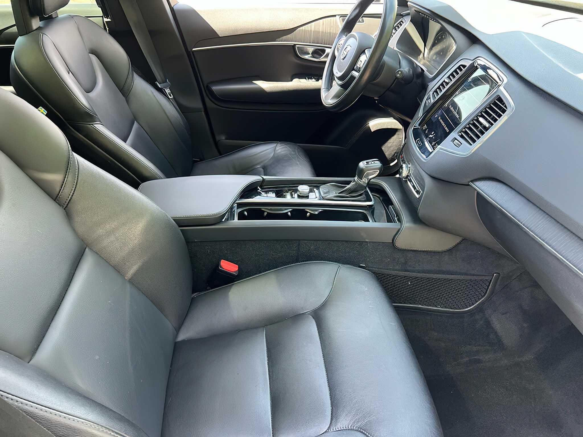 Volvo XC90 T8 2020