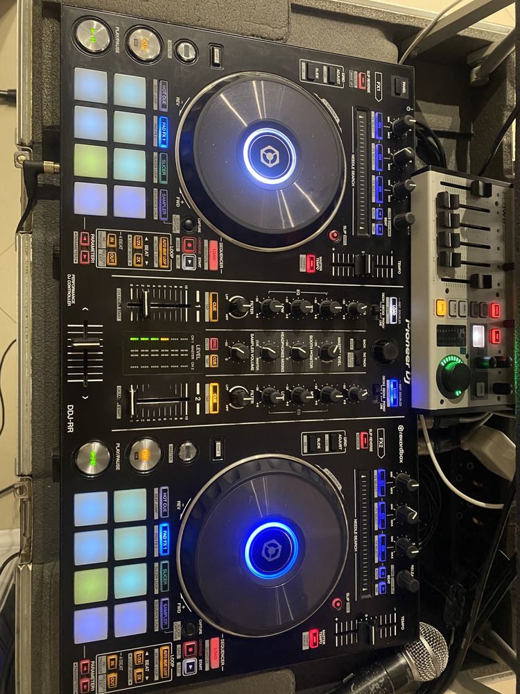 Продам котроллер Pioneer ddj rr