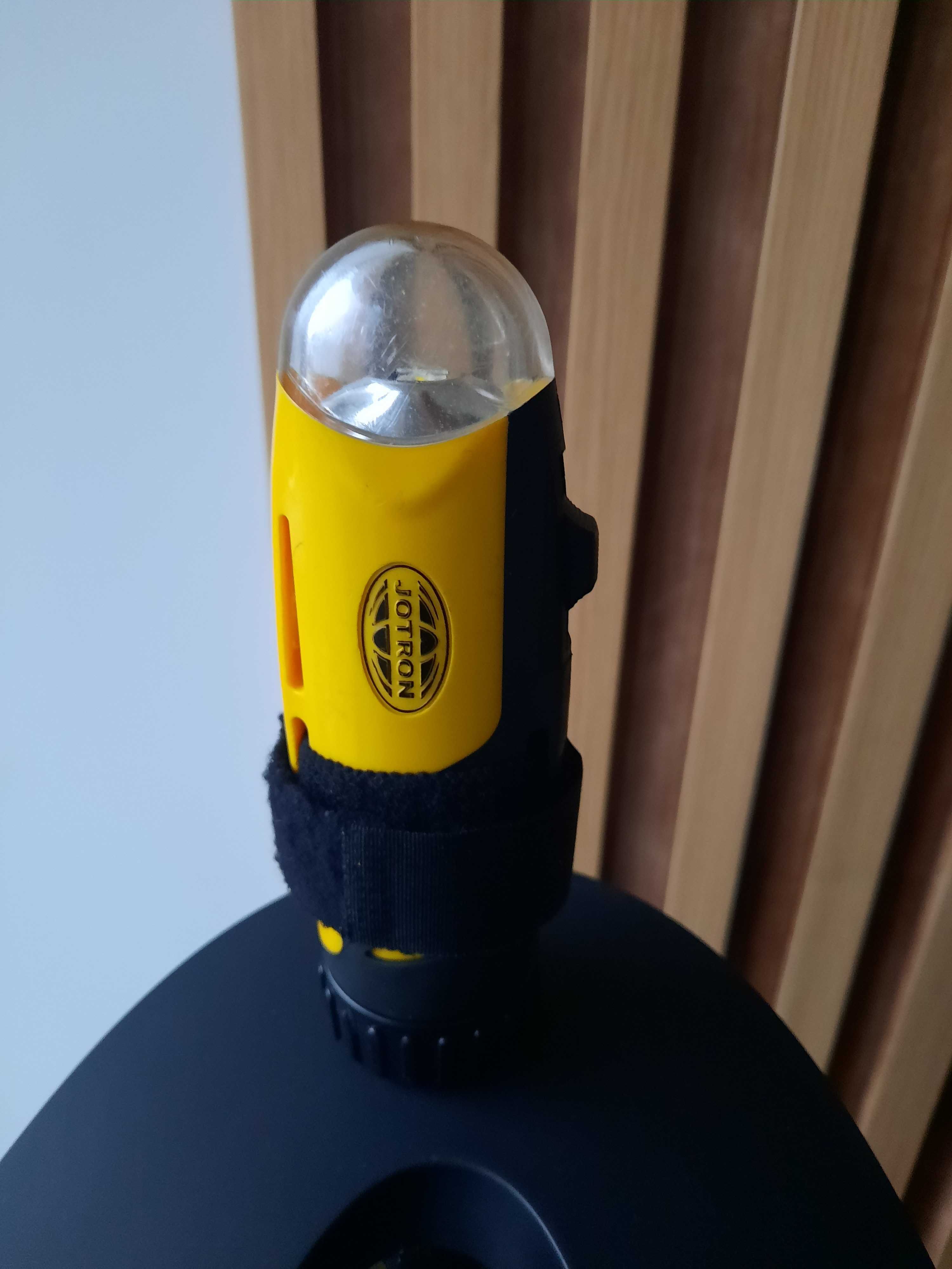 Lampka sygnalizacyjna morska,ratunkowa Jotron