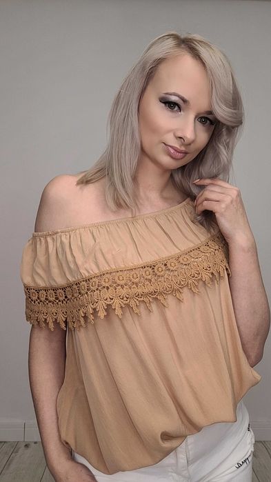 NOWA Bluzka WŁOSKA zwiewna z koroną 6 kolorów r UNI beż nude camel