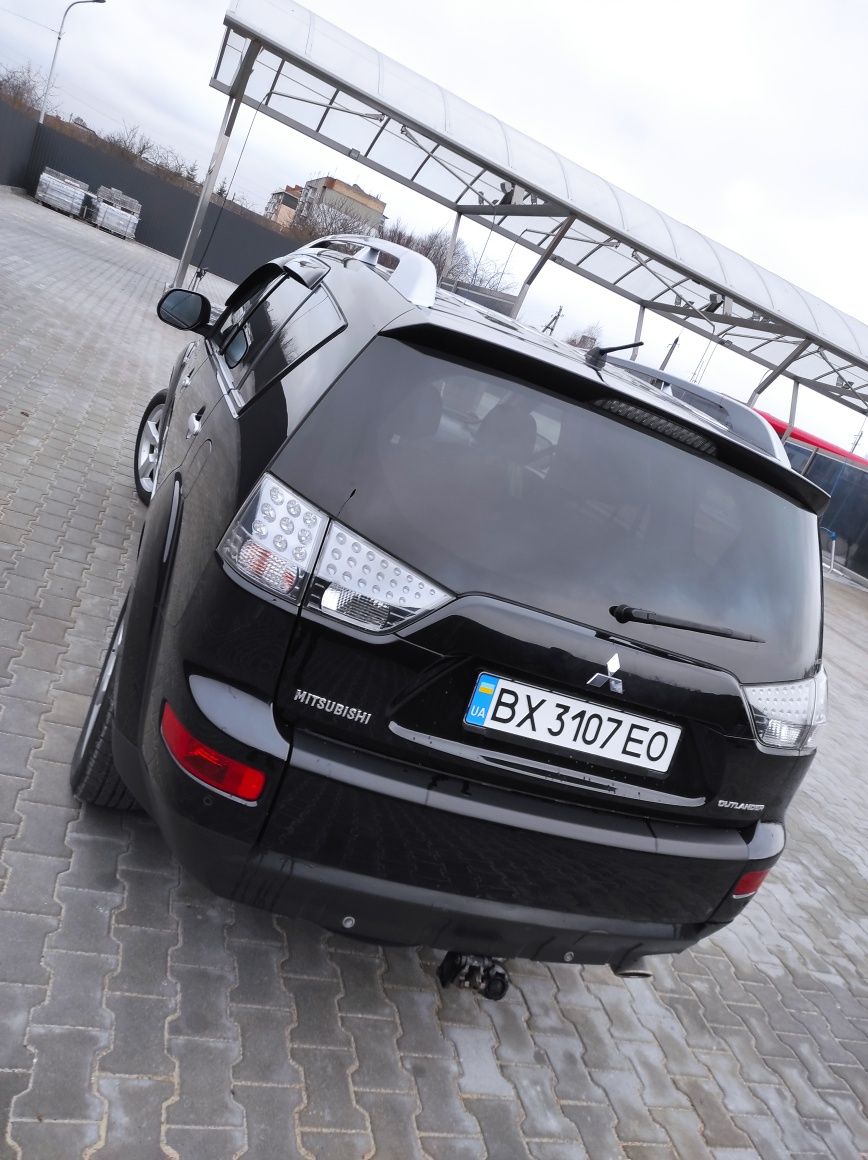 Mitsubishi Outlander Xl