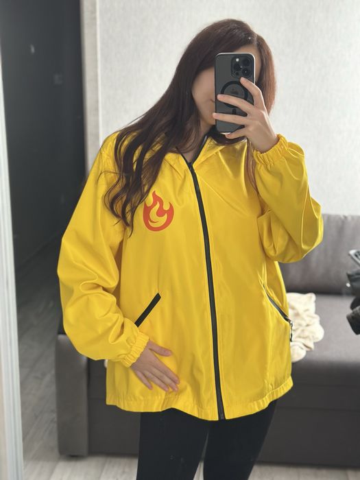 Вітровка (дощовик) жіноча