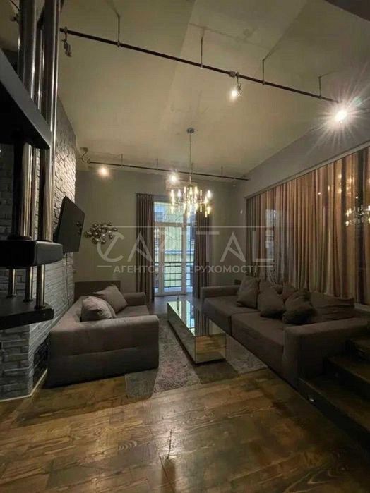 Аренда Квартира  ул. Андреевский спуск  Подол  Киев