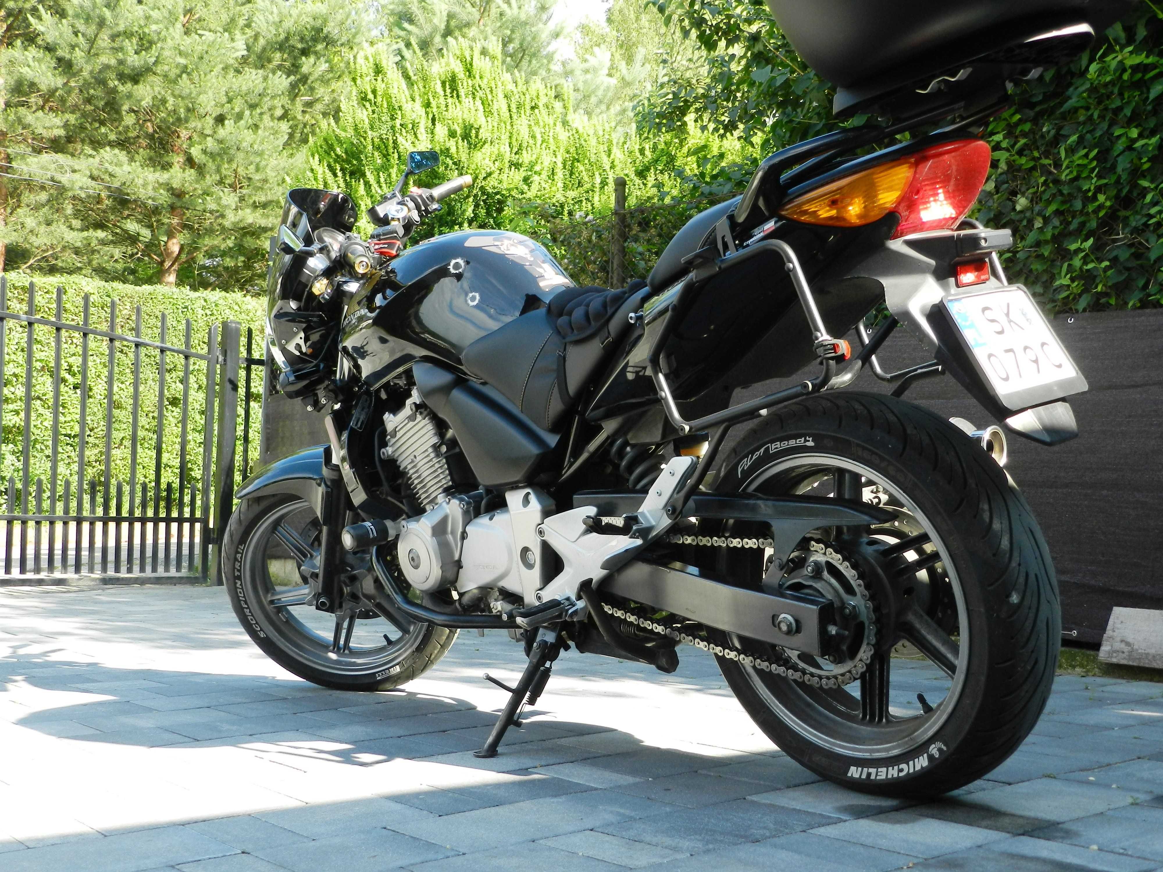 HONDA CBF500- 2007r - Dużo dodatków! LED/KUFRY/DOMINATOR - OC,PT 07/26