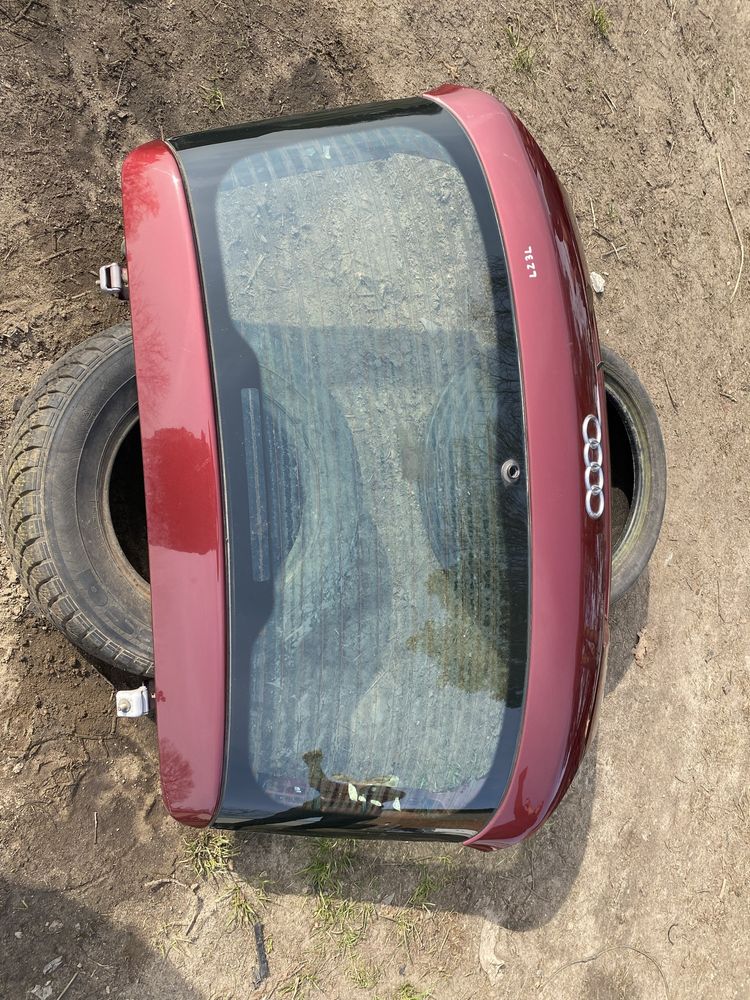 Audi a3 8l lift klapa bagaznika tyl tylna LZ3L