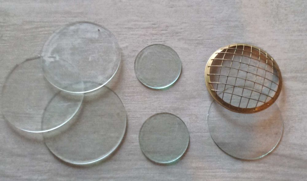 6 szkieł kloszy do starych lamp - zegarów ? + 1 maskownica