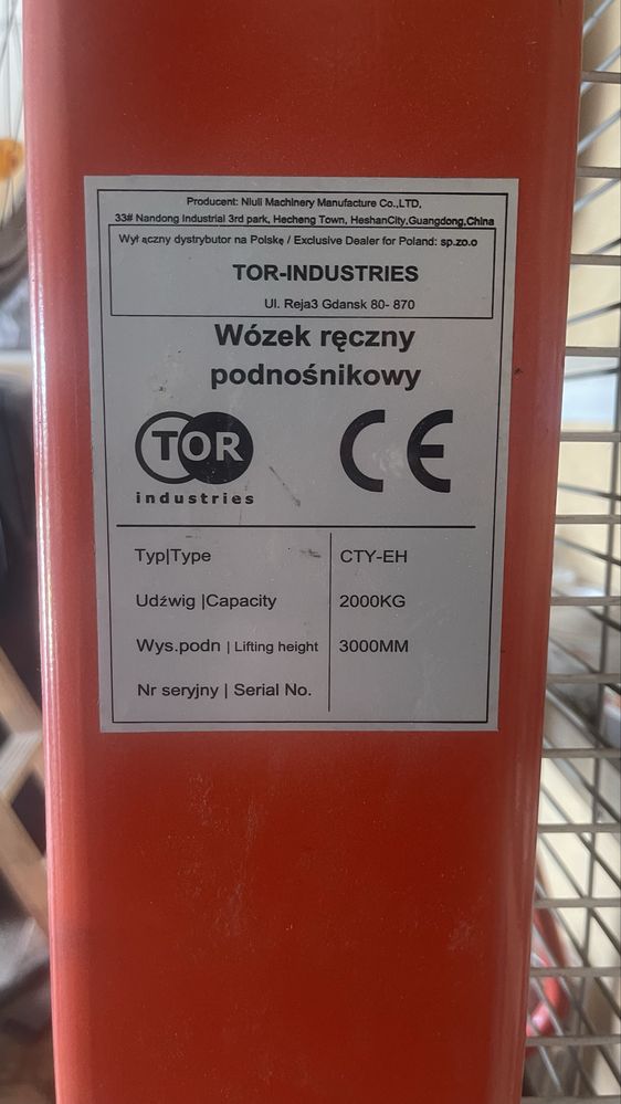 Wózek -podnosnik widłowy ręczny