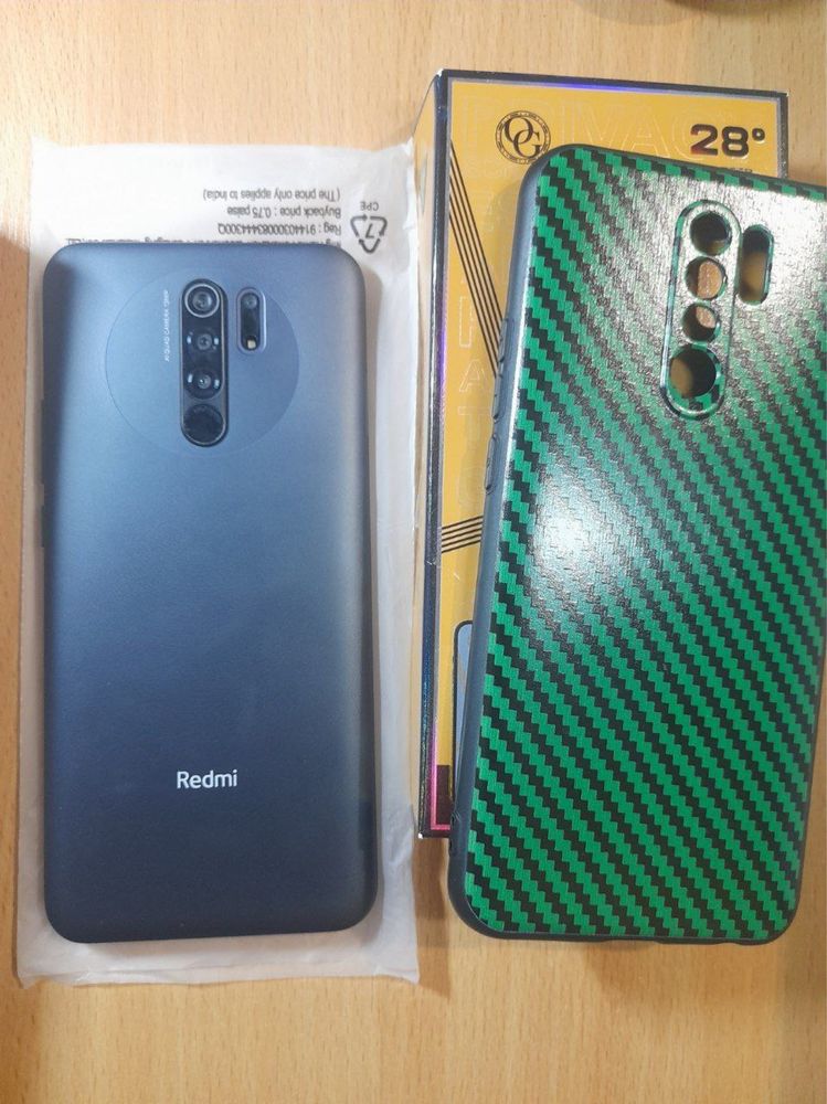 Продам смартфон Xiaomi redmi 9 3/32 гб + чехол+ защитное стекло