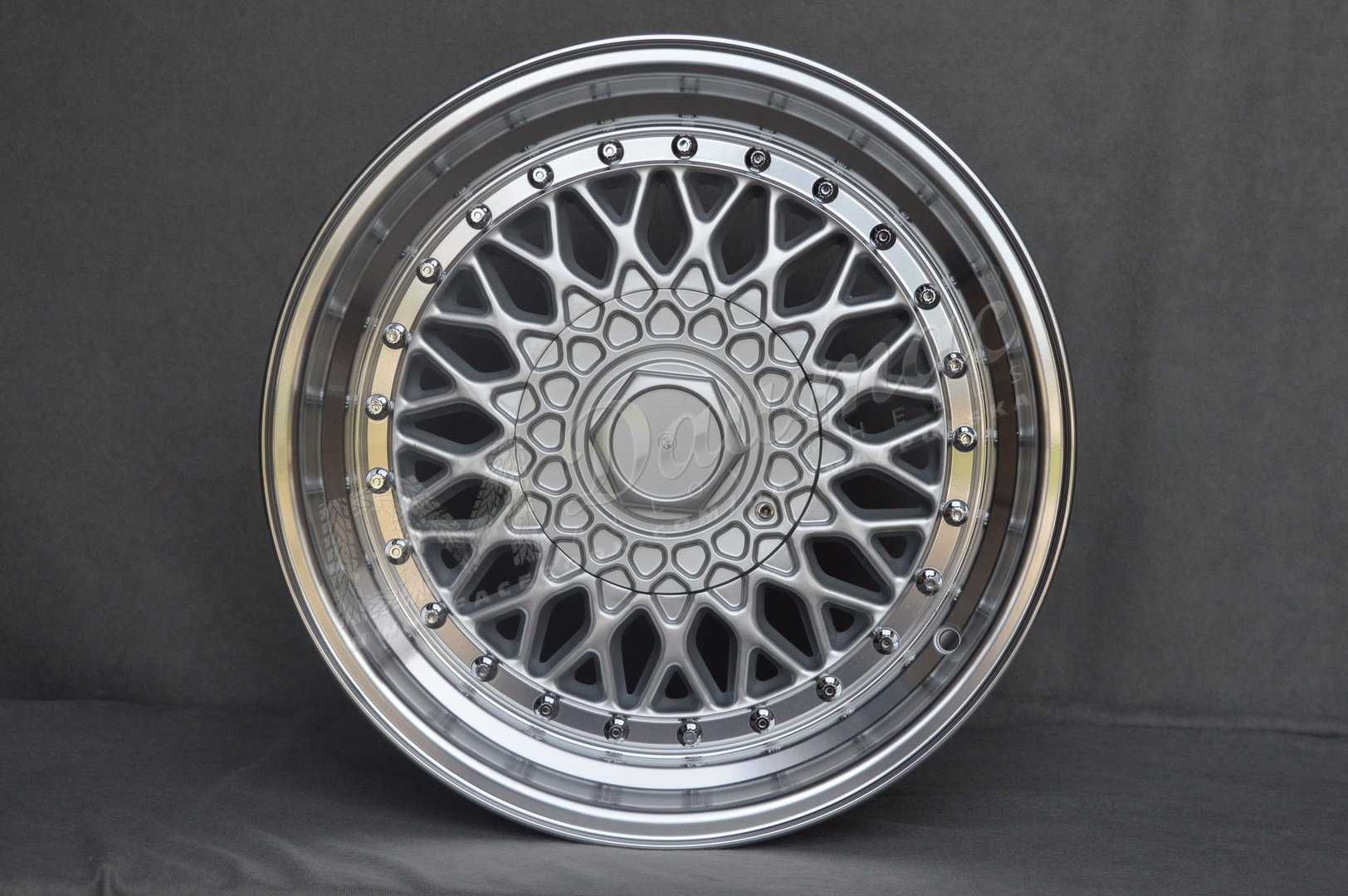 Felgi DARE RS S135 15" 8J ET15 4x100 / 4x108 SL Silver Rivets