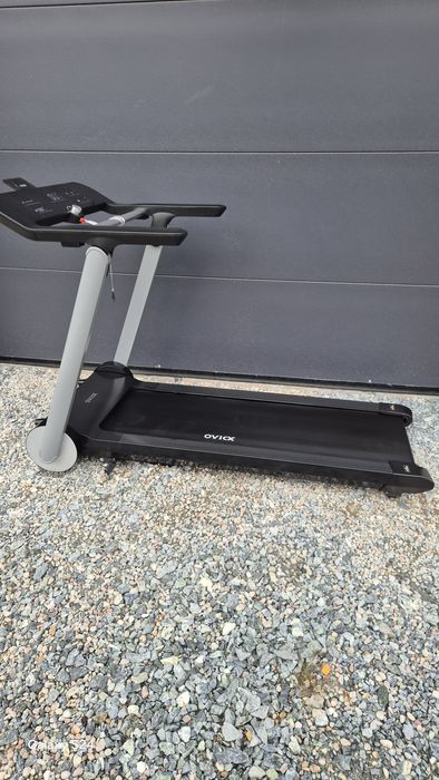 Duża bieżnia elektyczna 20km/h